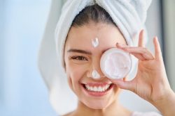 Truvale Skin Serum (Hoax or Legitimate) Consumers Opinions!
