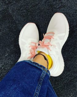 Lotto women’s running shoes