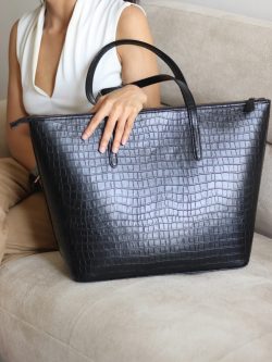 Buy Tote Bags Online for women