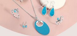 The greenish-blue color Turquoise jewelry.