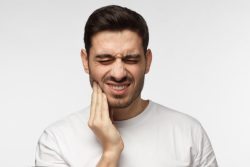 What Is A Dental Emergency And How To Deal With One? | The 7 Most Common Dental Emergencies and  ...