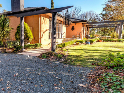 Get Adelaide Hills Accommodation