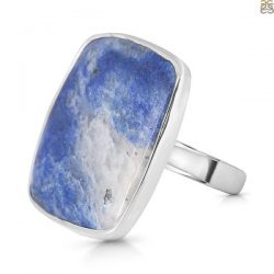 Blue Quartz Ring Is A Precious stone