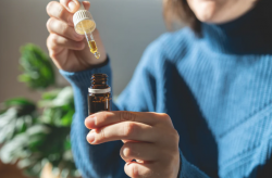 What’s The Distinction Between Full-Spectrum, Pure CBD And RAW CBD Oil?