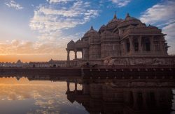 Best Customized Vacation Tour Packages from India- Trinetra Tours