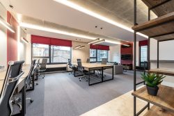 Small Office Interior Design: 5 Ways to Turn a Cramped Office into a Comfortable One