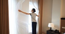 4 Easy Home Curtain Cleaning Tips