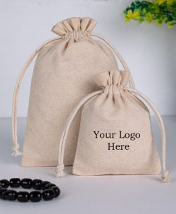 Jewelry on the Go: The Benefits of Using Jewelry Bags For Jewelry Retailers