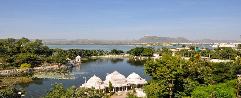 Create Lovely Memories with Rajasthan Family Holiday Packages
