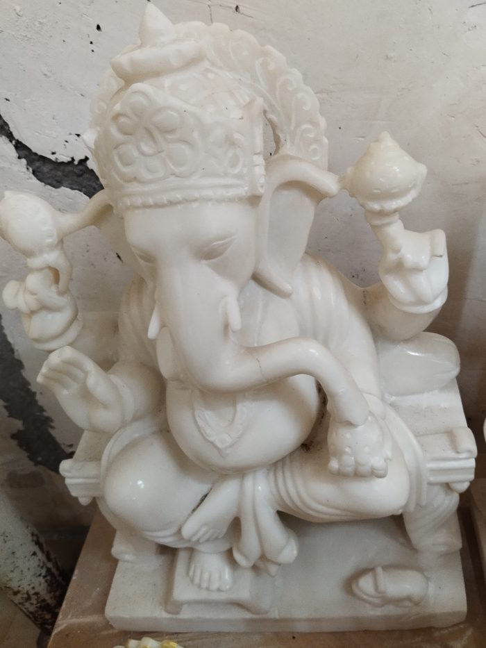 Makrana white marble Ganesh Ji statue