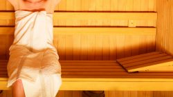 How do you use a home sauna?