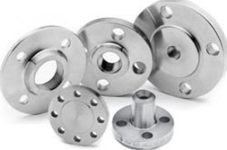 Stainless Steel 304L Flanges in India.