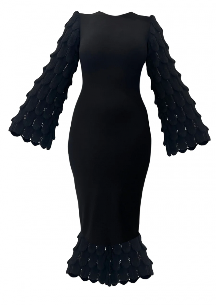 Flattering Elegance: The Scalloped Bodycon Dress