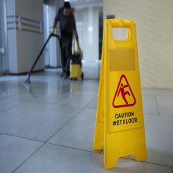 Commercial Cleaning Services in Calgary : 5 Financial Benefits
