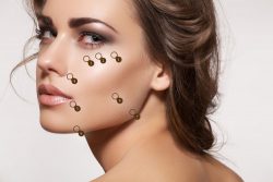 Dr. Stavros Economou: Mastering Non-Invasive Face Lifts with Skill and Precision