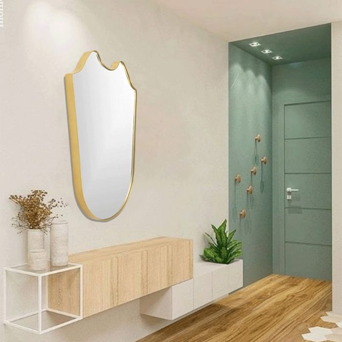 Enhance Your Living Room With Decorative Mirrors