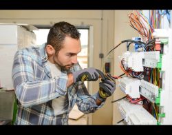 Residential Electrician Service in Los Angeles