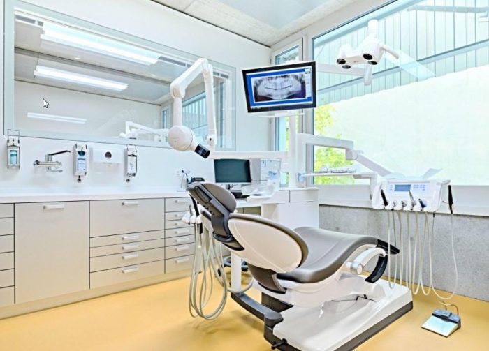Your Smile Matters: Navigating the Path to the Perfect Dental Clinic