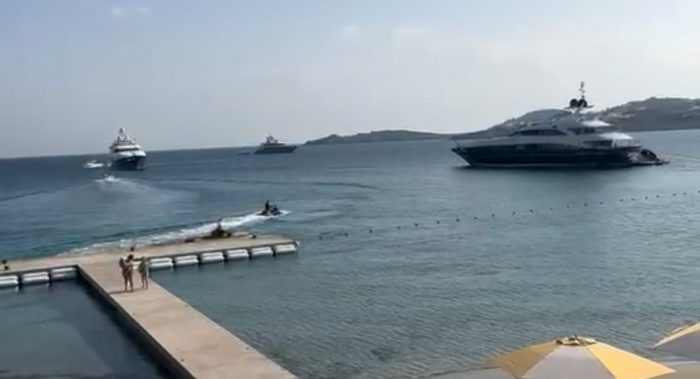 luxury yacht rental mykonos