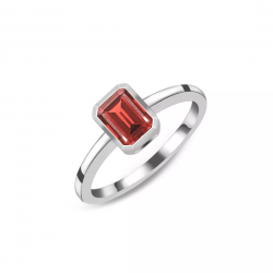 Accessorize your life with a Garnet Jewelry