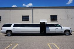 Cedar Rapids Limo: Your Ultimate Choice for Luxury Transportation