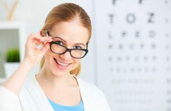Streamlined Contact Lens Solutions: From Exam to Order, All at Your Fingertips!