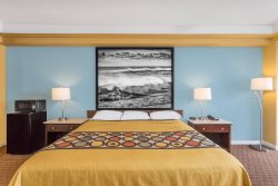 Best Virginia Beach Oceanfront Hotels with Outdoor Pools