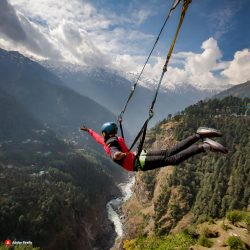 Bungee jumping slingshot in Himachal