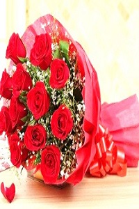 Send Romantic Gifts Online With Same Day Delivery From OyeGifts