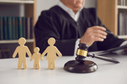 The Cost-Saving Benefits of Hiring an Affordable Child Custody Lawyer
