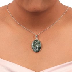 Mystical Elegance: Enhancing Your Fashion with Seraphinite Jewelry