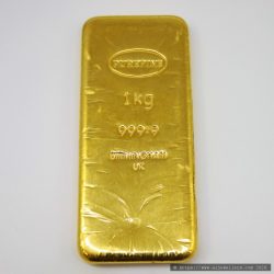 Investing in 1 kg Gold Bars: Maximizing Value and Stability