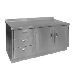 Cleanroom storage cabinets with 316 stainless steel construction