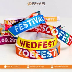 With Customized Wristbands and Lanyards, Up Your Event Game! 🎉🔖
