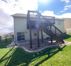 🌿 Durable and Stylish: Get Your Composite Deck in Ankeny Today!