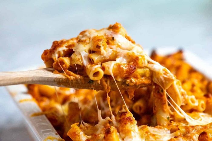 Savor the Classic Comfort of Baked Ziti at Margari and Mike’s Pizza!