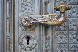 How to Choose a Reliable Locksmith in Burgess Hill