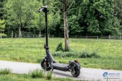 H20 Electric Scooter: Eco-Friendly Mobility Solution