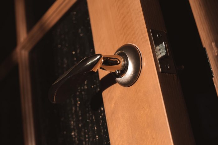 Maximizing Security with Premium Locks for Your Main Door