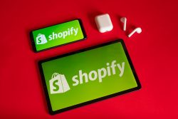 Why Custom Shopify Development is Key to E-commerce Success