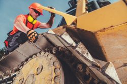 On-Site Heavy Equipment Repair: Maintenance and Repairs Where You Need Them