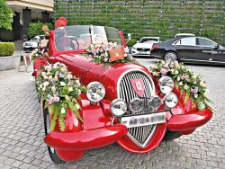 “Step Back in Time: Lease One of a kind Vehicles for Your Jaipur Wedding”