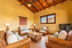 Luxury Accommodations in Ambergris Caye Belize | Coco Beach Resort