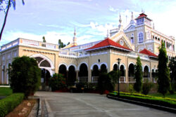 one day trip near pune for family