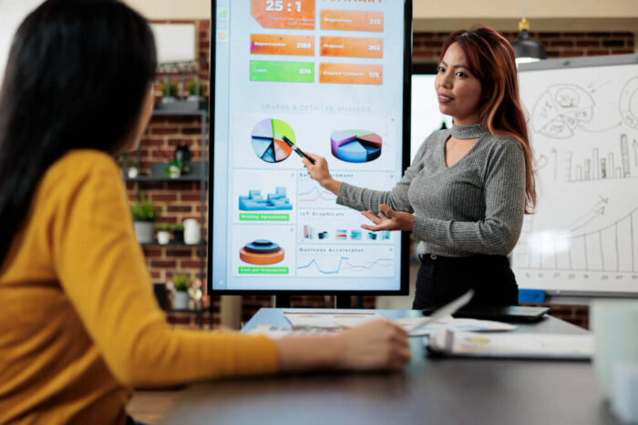 A Comprehensive Guide to Data storytelling | Lansa