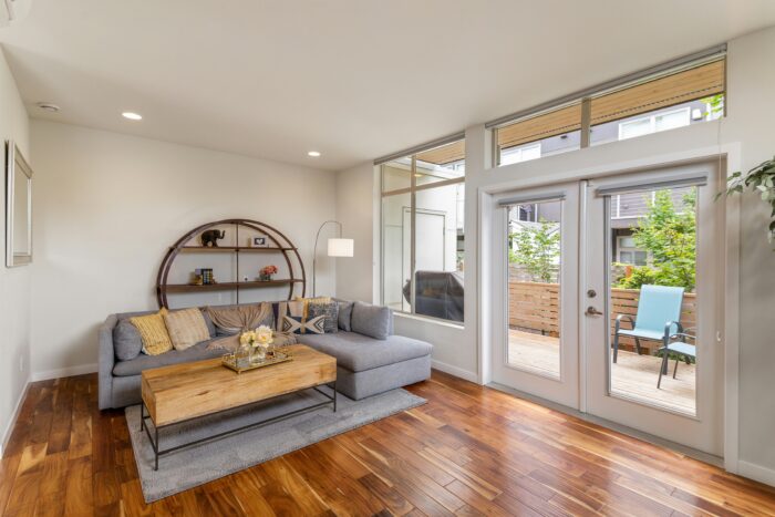 https://telegra.ph/Say-Goodbye-to-Boring-Floors-Discover-the-Perfect-Hardwood-Installation-Solut ...