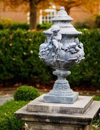 Beautiful Garden Urns for Ashes with unique designs and Patterns that increase the beauty of you ...