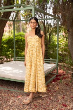 Discover Stylish Yellow Corsets Perfect for Any Special Occasion