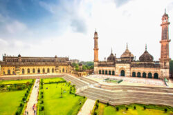 Taxi Service in Lucknow