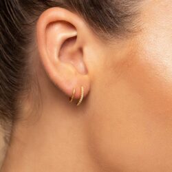 Expert Tips for a Painless Ear Piercing in Dubai